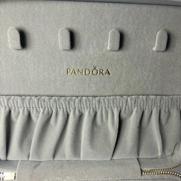 Pandora White Floral Zip Jewelry Case Travel Organizer Ring & Charm Storage - Picture 2 of 8